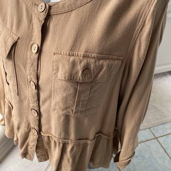 Ruby Rd. Safari linen blend top size medium - Picture 2 of 6